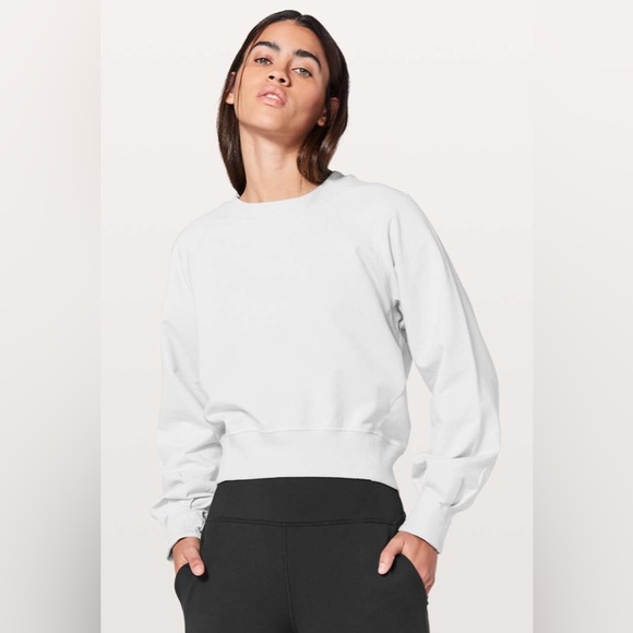 Lululemon Ready to Roll Crew
Vapour - Picture 1 of 6